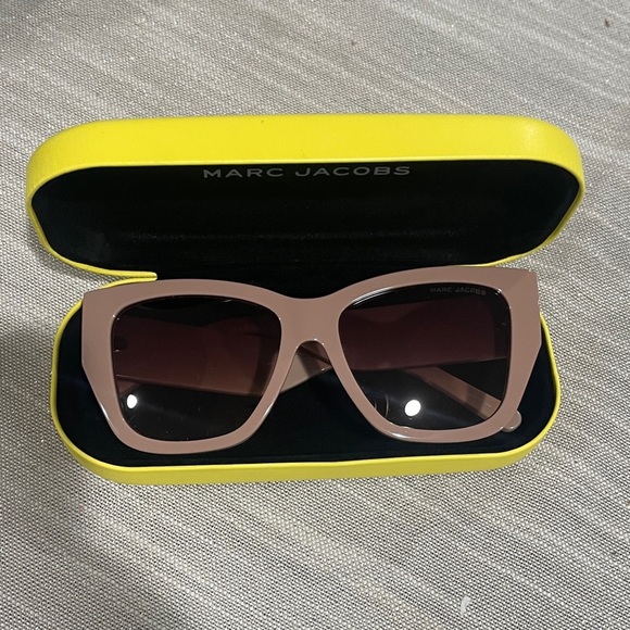 6002. Marc Jacobs Tan Sunglasses main image 9
